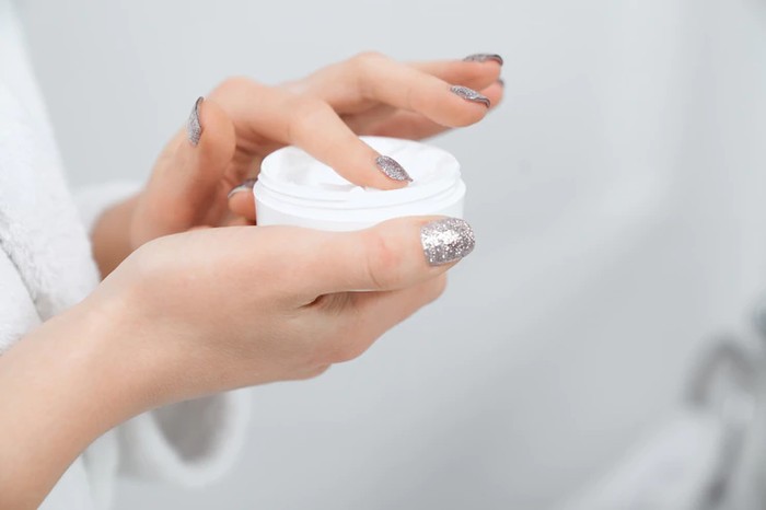 Ciri krim wajah berbahaya