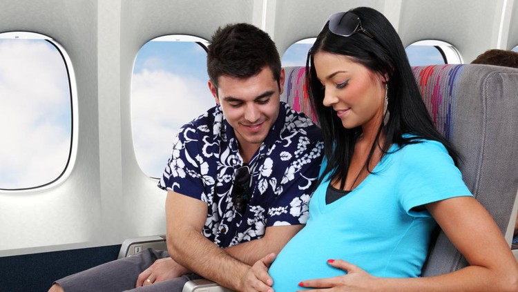 Aturan ibu hamil naik pesawat