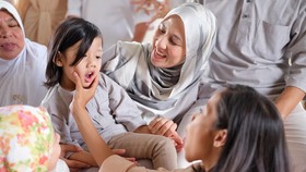 Sejarah Halalbihalal, Tradisi Keluarga yang Diadopsi Lembaga Formal