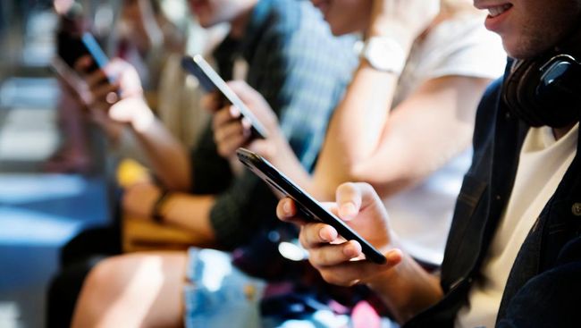 Waspada Popcorn Brain karena Kebanyakan Scroll TikTok dan Instagram