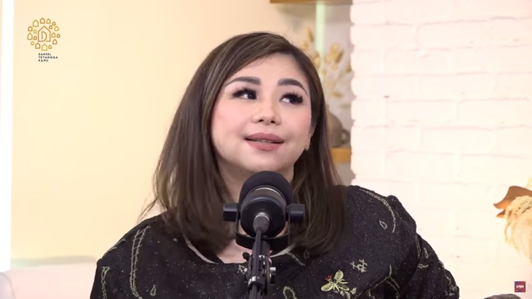 Kisah Chaca Sitohang Pindah Agama Kisah Chaca Sitohang Pindah Agama