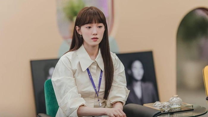 5 Karakter Perempuan 'Tangguh' yang Diperankan Aktris Cantik Lee Sung Kyung di Drakor Populer