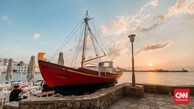 Mykonos, Pulau Angin dan Perang Zeus di Tengah Laut Aegea