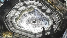 Raja Arab Saudi Ucapkan Lebaran, Singgung Masjidil Haram Penuh