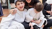 <p>Semenjak adanya pandemi COVID-19, Carissa menjalani ibadah puasa dan Idul Fitri bersama keluarga kecilnya di Melbourne. (Foto: Instagram @carissa_puteri)</p>