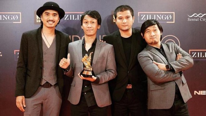 Nostalgia Yuk! Ini 7 Lagu Hits Sheila On 7 Saat Masih Bareng Brian, Mana yang Paling Bikin Kamu Baper?