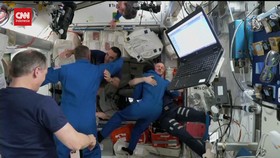 VIDEO: 4 Astronaut Crew-4 SpaceX Tiba di ISS Lebih Awal