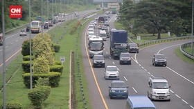 VIDEO: Jalan Tol Dan Arteri di Cirebon Disesaki Pemudik