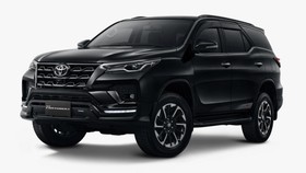 Riuh Aksi Sopir Fortuner yang Dikawal Polisi Ajak Adu Banteng