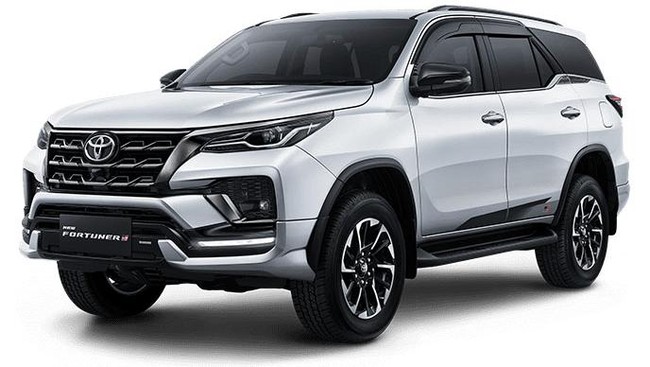 Toyota Fortuner 1GD-FTV 2.755 cc punya spesifikasi lebih tangguh ketimbang mesin diesel lama yang saat ini masih ditawarkan, yaitu 2GD-FTV 2.393 cc.