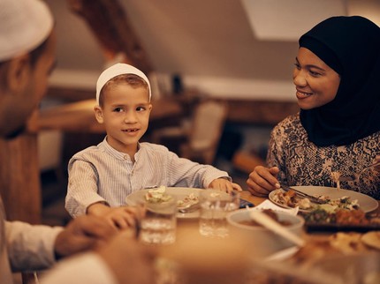 Perlukah Anak yang Belajar Puasa Diberikan Vitamin Tambahan?