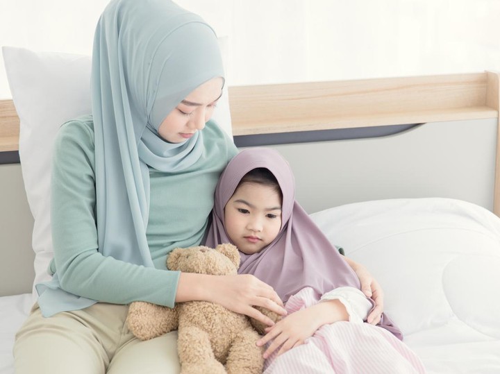 Doa Minta Kesembuhan untuk Anak dalam Islam, Lengkap Beserta Artinya