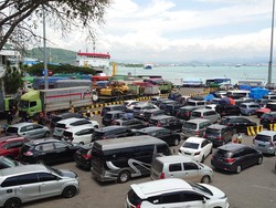 Pemudik di Pelabuhan Merak Tembus 112 Ribu Orang Per Hari