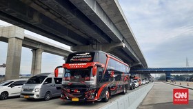 Tol Jakarta Cikampek Padat Merayap dari KM 25 hingga KM 47