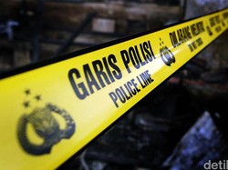 Atap Kelurahan di Jakut juga Kebakaran Akibat Petasan Suar Tahun Baru