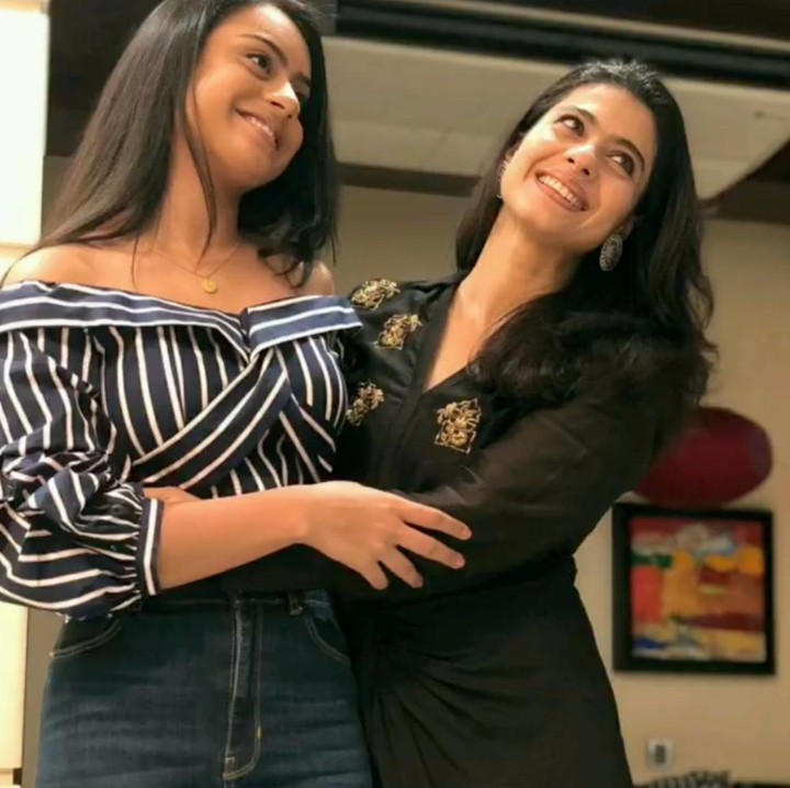 <p>Nysa baru saja menginjak usia 19 tahun. Sang ibunda, Kajol, tak lupa memberikan ucapan manis kepada putrinya tersebut. (Foto: instagram @kajol)</p>