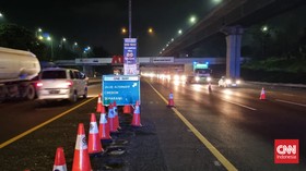 Contraflow Tol Japek KM 47-Cikampek KM 70 Selesai, Lalin Padat