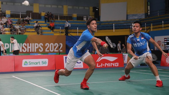 Pramudya Kusumawardana/Yeremia Erich Yoche Yacob Rambitan menjungkalkan Takuro Hoki/Yugo Kobayashi di Badminton Asia Championship.