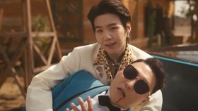Rilis MV That That, PSY dan Suga BTS Banjir Pujian