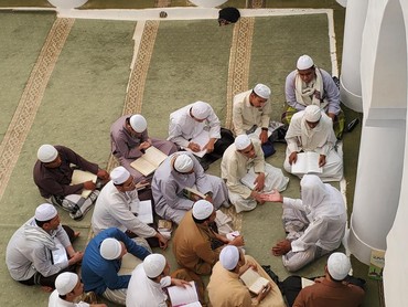 Bacaan Lengkap Doa Awal Ramadan dari Rasulullah saw Beserta Artinya