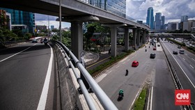 FOTO: Lengang Jakarta Ditinggal Pemudik ke Kampung Halaman