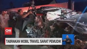 VIDEO: Tabrakan Mobil Travel Sarat Pemudik