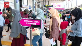 VIDEO: H-3 Lebaran, Pemudik Masih Padati Stasiun Senen