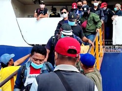 Usai Puncak Arus Balik, Pelabuhan Parepare Masih Padat