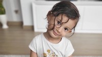 <p>Balita kelahiran 16 Juni 2019 ini akan genap berusia 3 tahun dalam waktu dekat, nih. "Yay btr lgi mau 3 taun," tulis Aura Kasih sebagai caption dalam potret putrinya di akun Instagram @aurakasih.(Foto: Instagram @aurakasih)<br /><br /><br /></p>