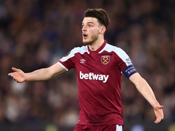 Saran untuk Declan Rice: Jangan Pindah ke MU!