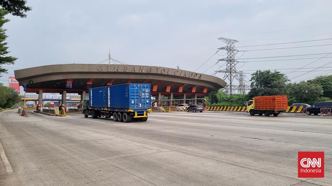 Lebih dari 46 ribu kendaraan tercatat meninggalkan Jakarta menuju Merak lewat Gerbang Tol (GT) Cikupa pada Jumat (29/4) atau H-3 lebaran 2022.