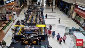 Jelang Lebaran, Pusat Perbelanjaan Ramai Dipadati Pengunjung