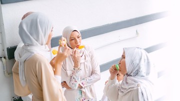 CARA MENGONTROL DIRI SAAT MENDAPAT KRITIKAN DAN PERTANYAAN MENYAKITKAN