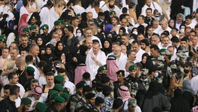 FOTO: Penjagaan Ketat Erdogan Umrah