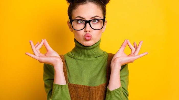 6 Zodiak yang Dikenal Paling Childish, Mulai dari Impulsif hingga Sering Tantrum!