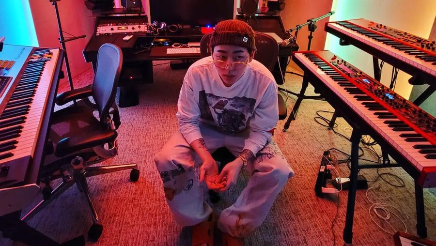 Selesai Wajib Militer, Zico Sapa Penggemar di Instagram