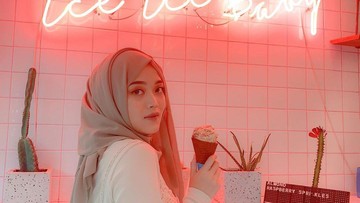 PUTRI SEMPAT SAKIT HATI