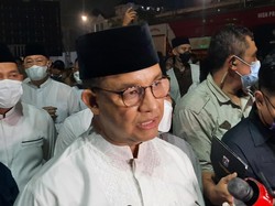 Takbiran di JIS Disambut Antusias Warga, Anies: Ini Malam yang Ditunggu