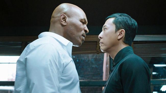 Jadwal Bioskop Trans TV hari ini (6 November): Ip Man 3. Berikut sinopsis Ip Man 3 yang dibintangi Donnie Yen dan Mike Tyson.