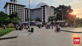Persiapan Salat Idulfitri, Masjid Istiqlal Disterilisasi