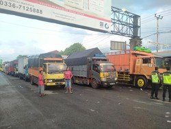 Keluhan Sopir Truk Terjebak Macet 12 Jam di Gilimanuk
