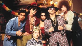 Bintang That '70s Show Reuni di Serial Spin-off That '90s Show