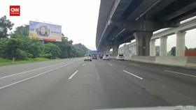 VIDEO: H-1 Lebaran, Lalin Japek Ramai Lancar