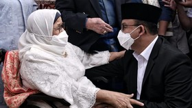 Cerita Haru Ibu Anies Melihat JIS Dipenuhi Jemaah Salat Id