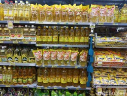 Harga Minyak Goreng di Supermarket Lebaran Pertama: Bimoli, Tropical hingga Sunco