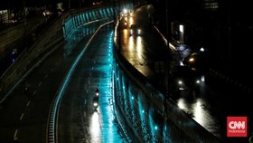 FOTO: Lenggang Jalanan Jakarta di Malam Pertama Lebaran