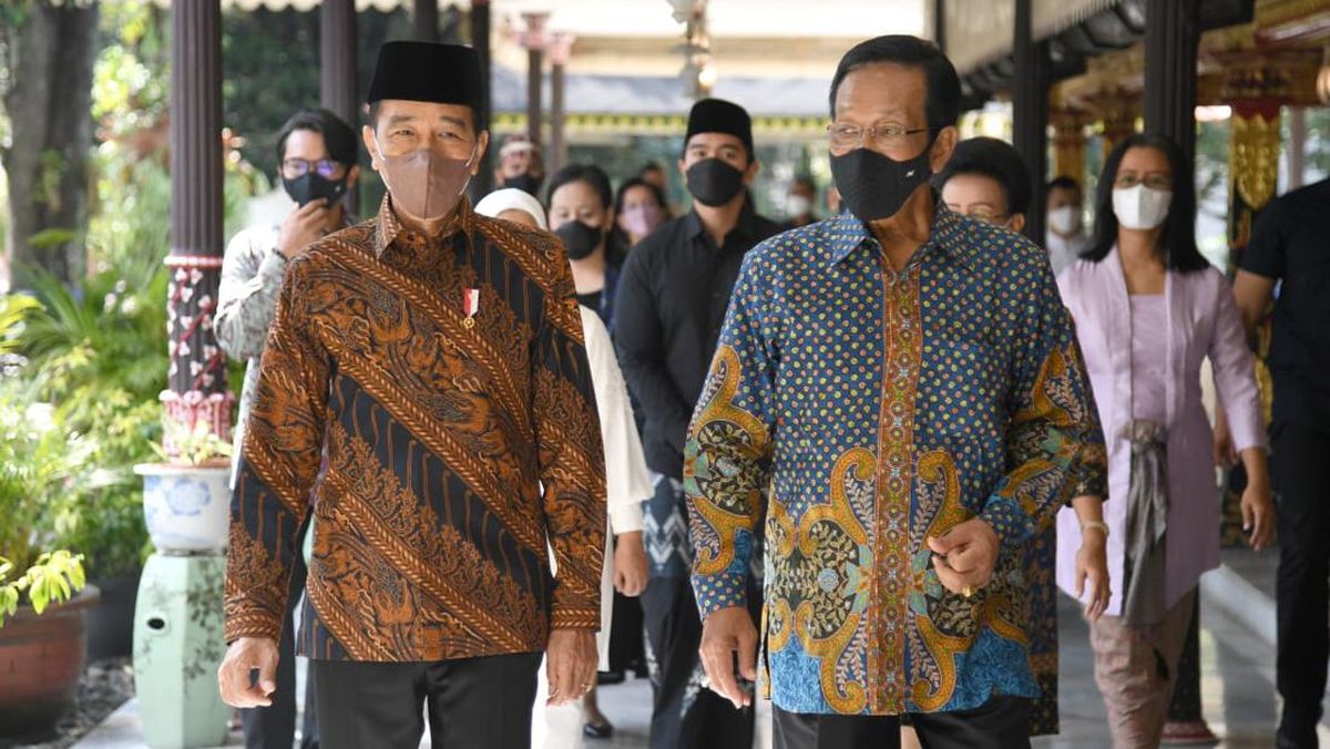 Sultan HB X Akui Ada Obrolan Politik saat Bertemu Jokowi