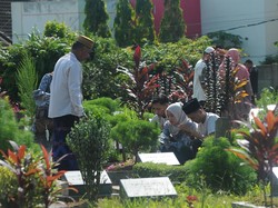 Dalil Ziarah Kubur Sebelum Ramadan
