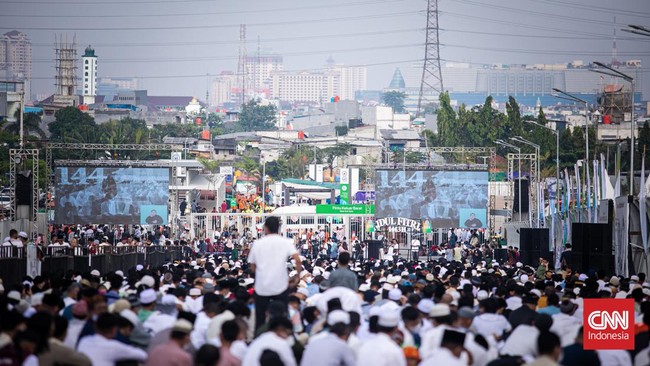 Gubernur DKI Jakarta Anies Baswedan mengundang masyarakat di Ibu Kota untuk melaksanakan Salat Iduladha di Jakarta International Stadium (JIS).