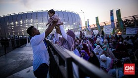 FOTO: Momen Salat Idulfitri Pertama di Jakarta International Stadium